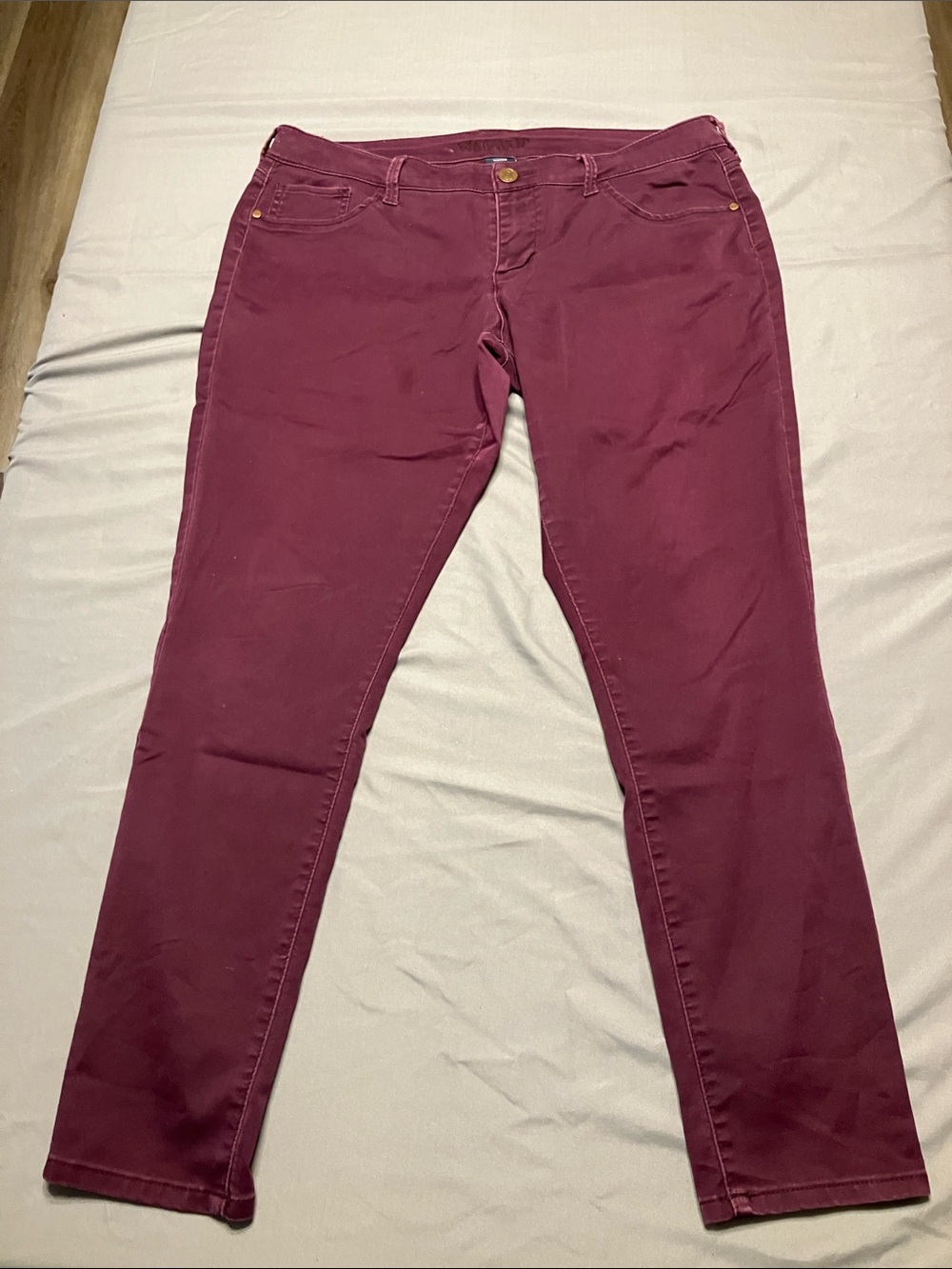 Vanity Women's Burgundy Slim Jeans